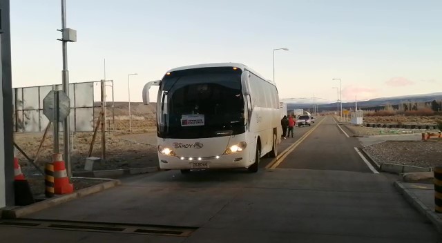 Conectividad: Primer viaje entre Coyhaique y Chile Chico por Argentina “la experiencia es buena”