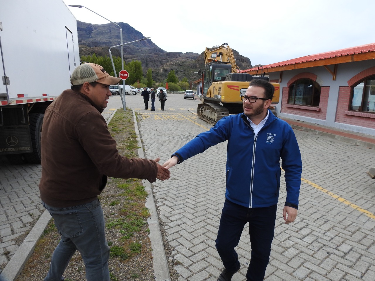 DPP de General Carrera gestiona traslado de maquinaria a sector El Avellano